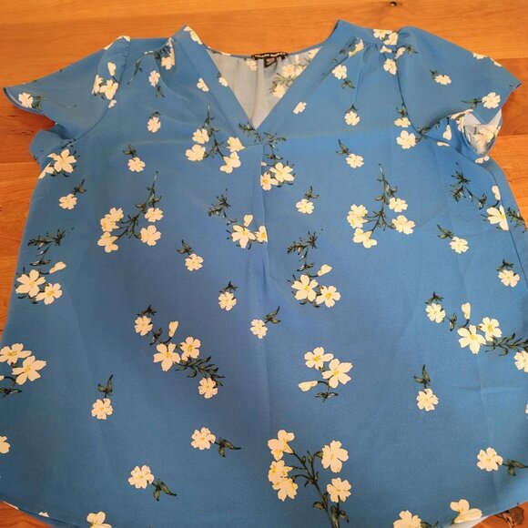 Floral printed cap sleeve blouse - Picture 1 of 4